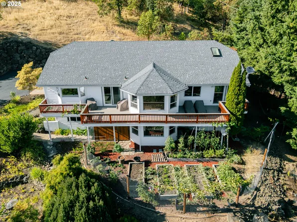 2839 NW Kline St, Roseburg, OR 97471