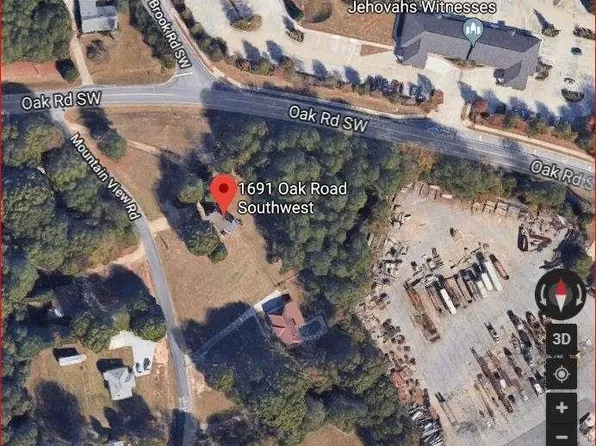 1691 Oak Rd, Snellville, GA 30078