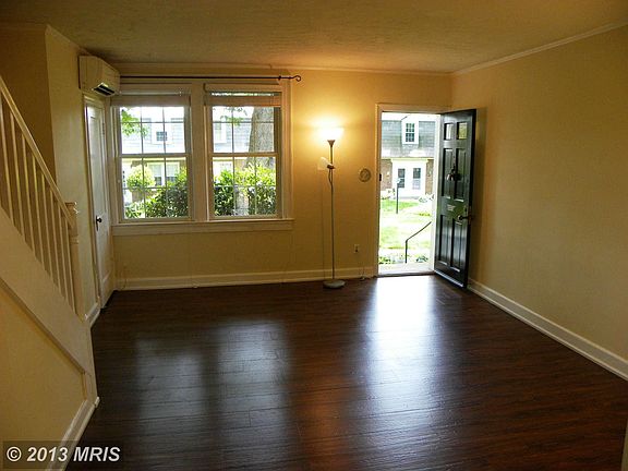 4th image of 2600 16th St S APT 723