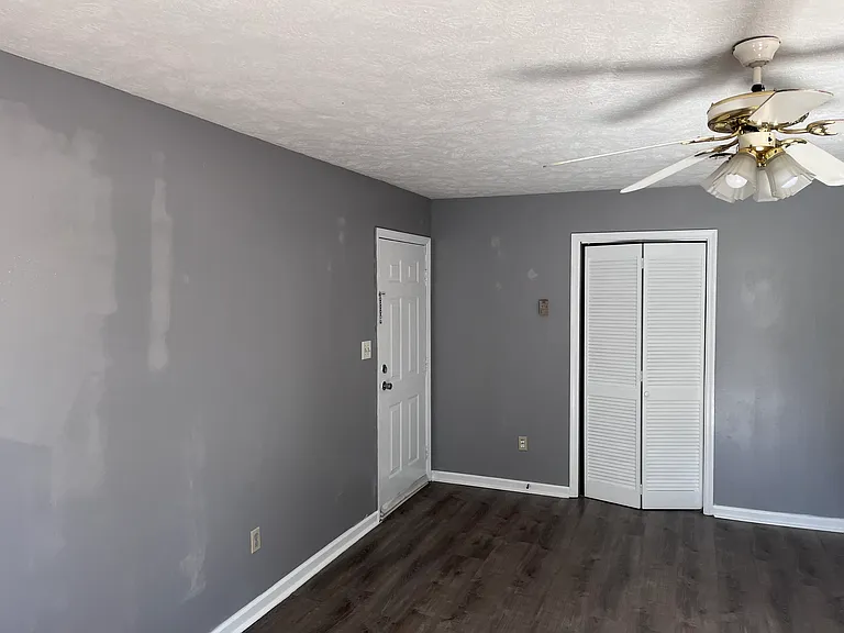 106 Jersey Dr — Photo 16