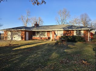 5 James Ct, Sidney, IL 61877