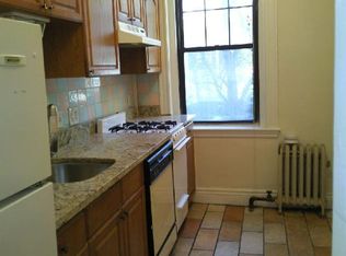 48 Queensberry St, Boston, MA 02215