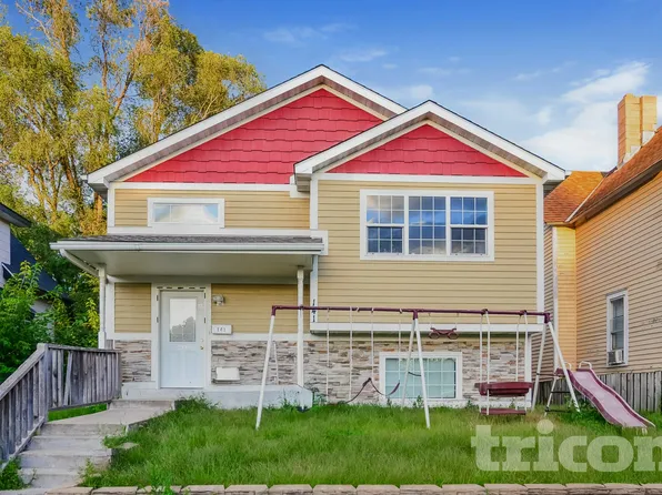 141 4th Ave S, South Saint Paul, MN 55075