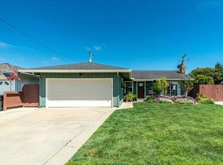 1325 Dickens Dr, Salinas, CA 93901