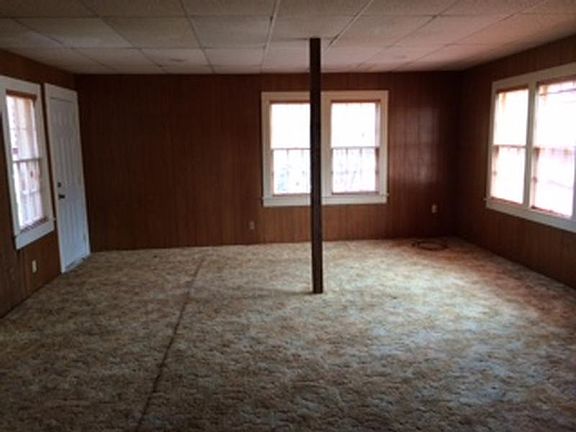 5th image of 510 E Young St