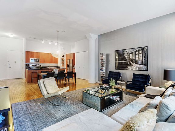 2nd image of 252 7th Ave APT 6Y