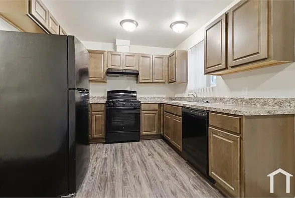 2 bed, 1000 sqft, $941 — Photo 3