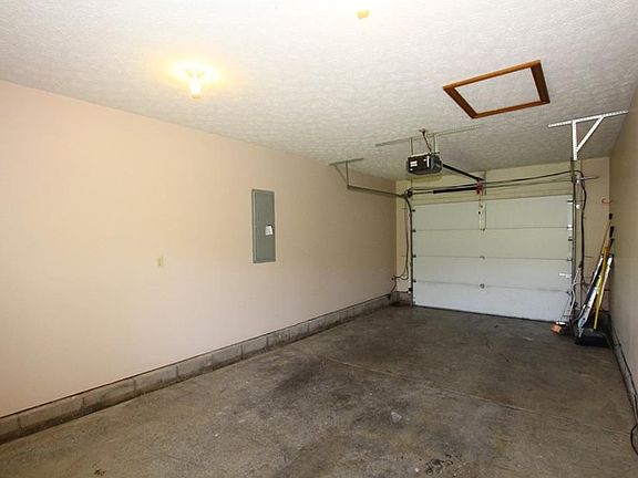 6390  Shore Drive Dayton OH 45424