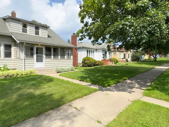 817 Harrison St, Eveleth, MN 55734