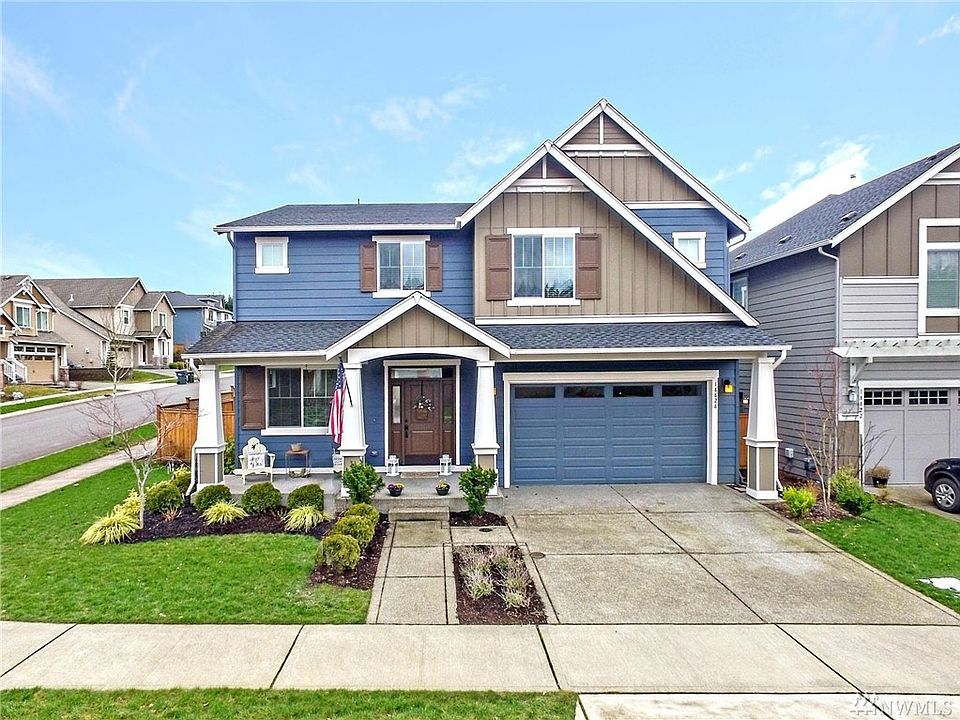 1st image of 18828 Greenwood Pl E