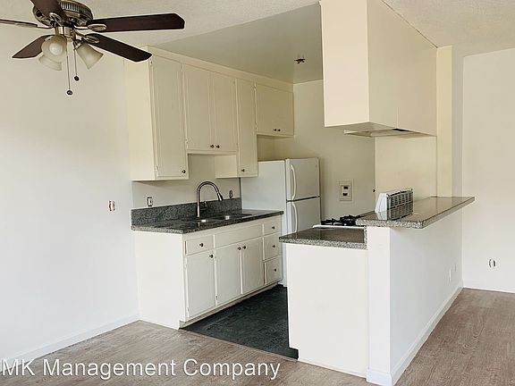 3rd image of 3425 Jasmine Ave APT 8