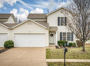 583 Donna Marie Dr, Wentzville, MO 63385