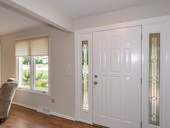 3rd image of 12840 S Pebble Dr
