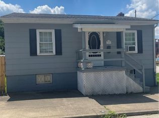 121 E Peach St, Connellsville, PA 15425