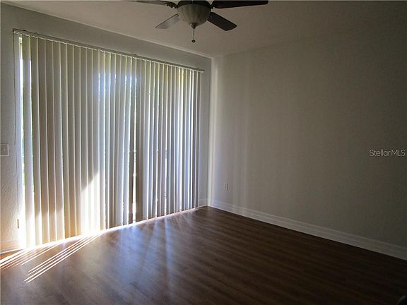 4th image of 629 Arbor Lake Ln #629