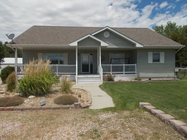 6122 Highway 20, Chadron, NE 69337