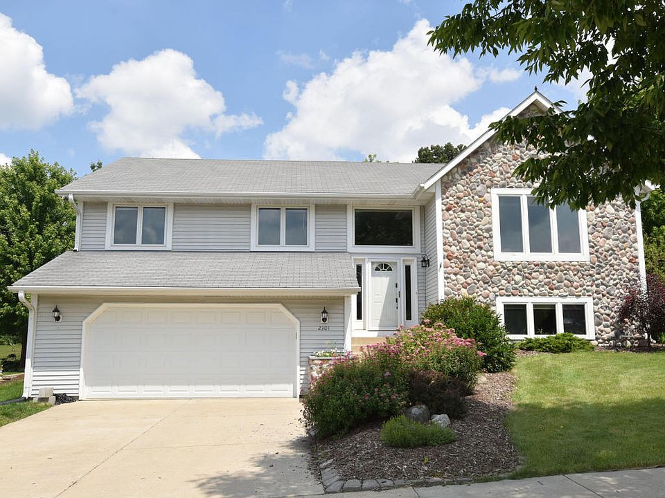 1st image of 2301 N University Dr