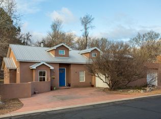 1630 Rancho Guadalupe Trl NW, Albuquerque, NM 87107