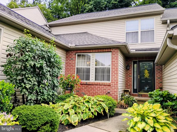 153 River Bend Park, Lancaster, PA 17602