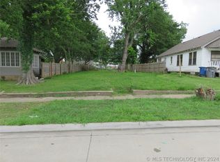 1013 S Trenton Ave, Tulsa, OK 74120