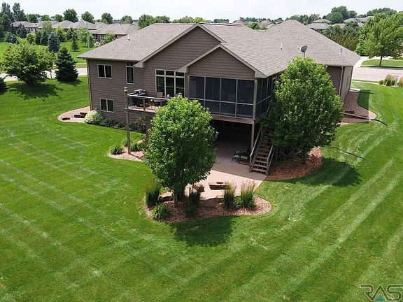 3rd image of 5404 S Shadow Wood Cir
