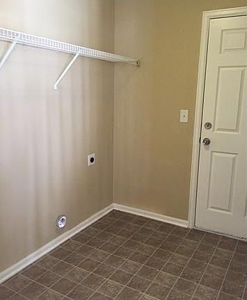 Will have set of Maytag here