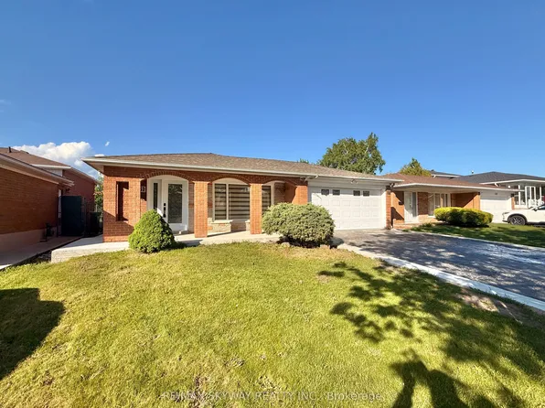 7461 Netherwood Rd, Mississauga, ON L4T 2N7