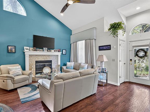 3rd image of 1311 W CARISSA COURT
