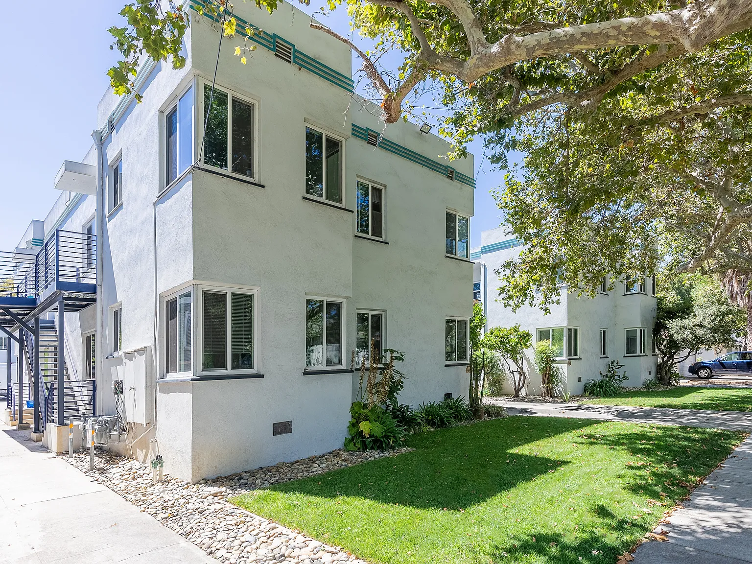 The Maxwell Apartments — Photo 4