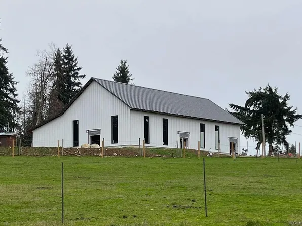 981 Pratt Rd, Nanaimo, BC V9K 1W5