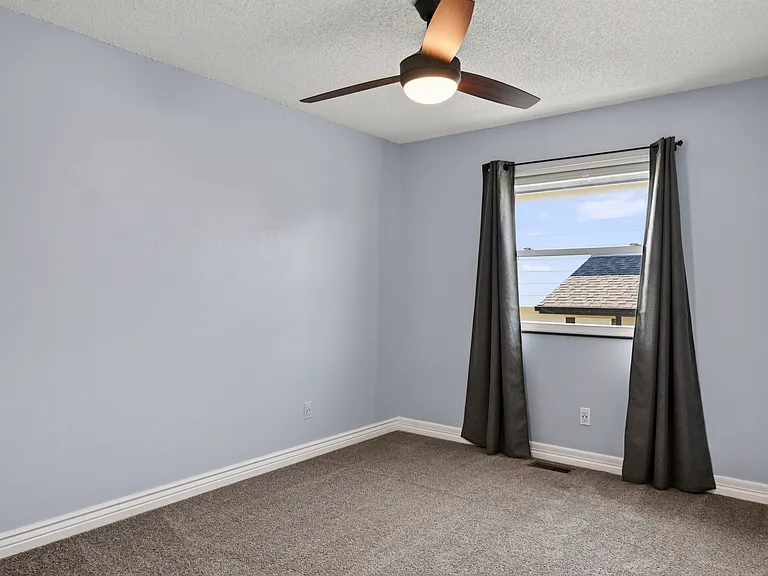 4540 Witches Hollow Ln — Photo 11