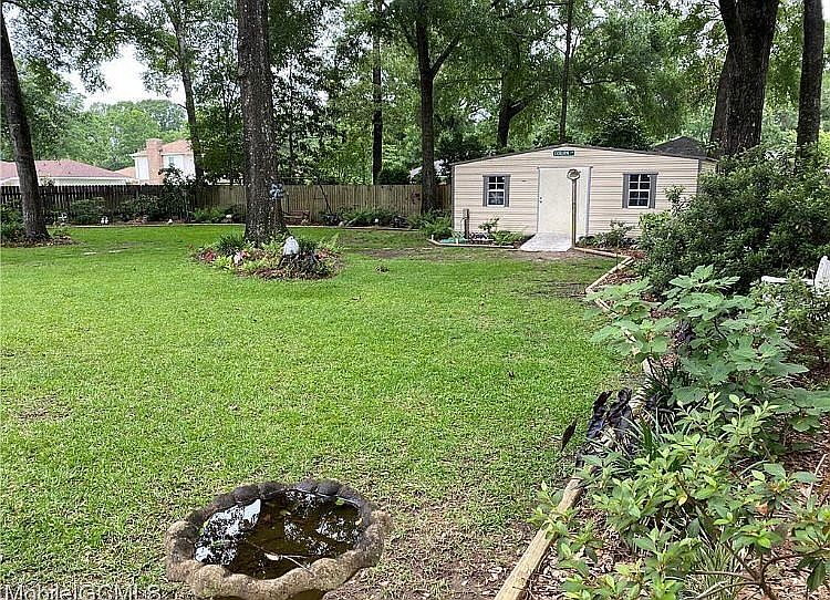 1st image of 555 Barcelona Dr