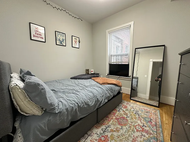 68-70 L St #1 — Photo 3