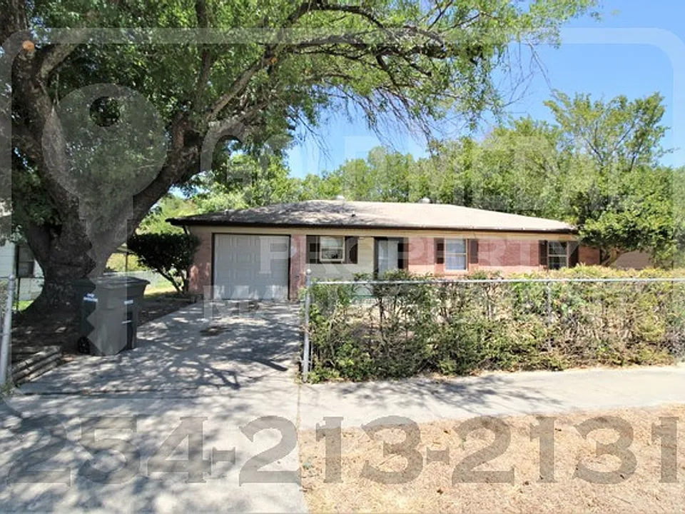 708 W Washington Ave
