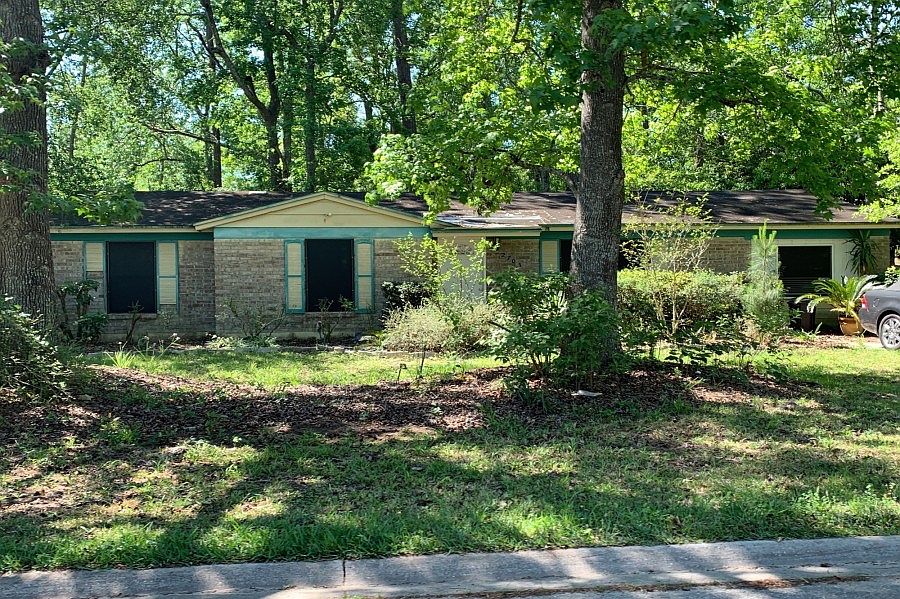 1st image of 2703 Tina Ln