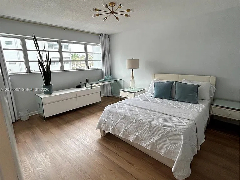 215 SE 3rd Ave #206A — Photo 20
