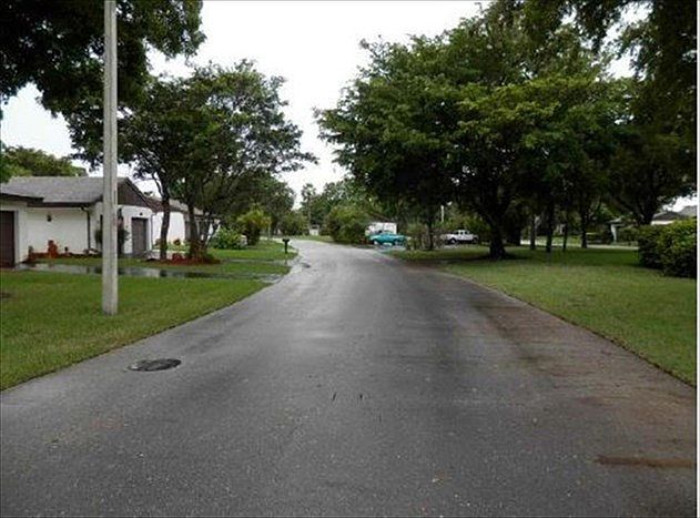 2nd image of 6434 Pinehurst Cir E #D28