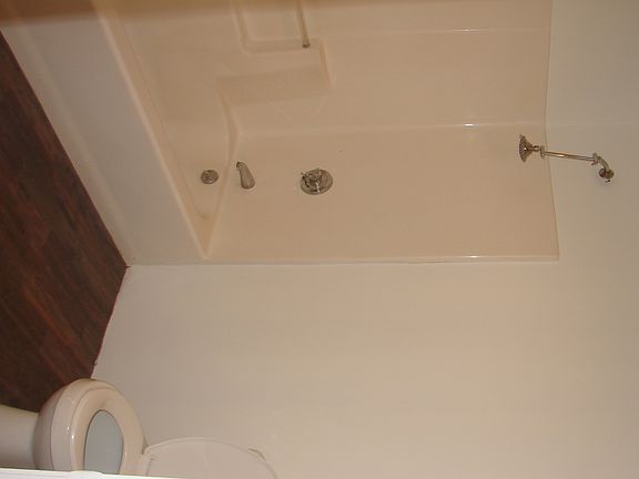 5th image of 669 Elmwood Ave Unit A2