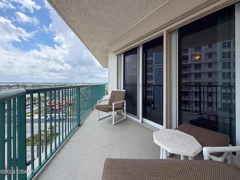 2055 Atlantic Ave #710 — Photo 9