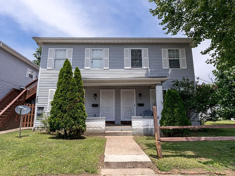 705 M St — Photo 1