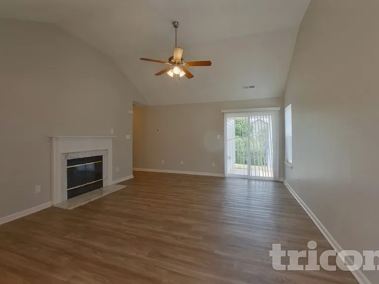 1701 Gordon Walters Dr — Photo 4