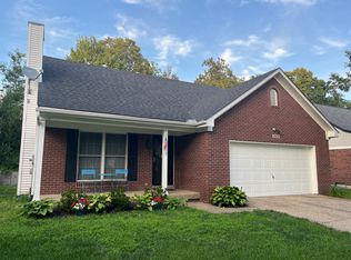 11810 Oak Bay Dr, Louisville, KY 40245