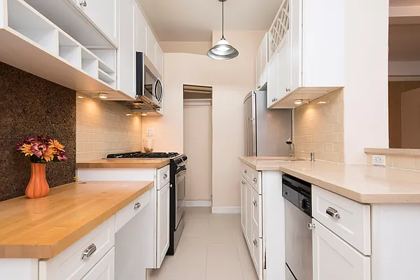 Sold by Douglas Elliman | media 4