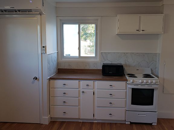 5th image of 8176 Egret Rd #2