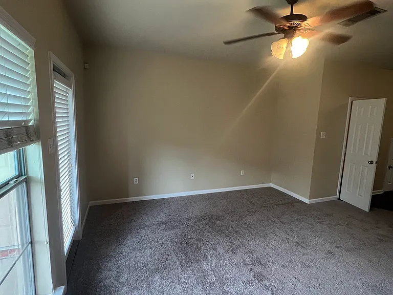 1900 Carrollwood Dr #3 — Photo 25