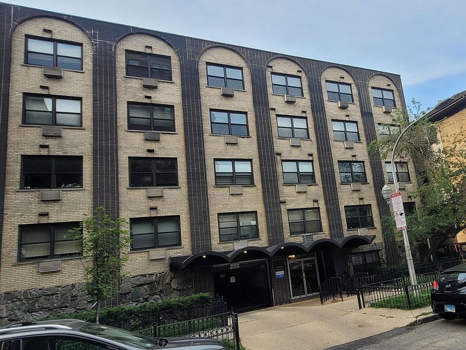 1st image of 543 W Briar Pl #541-206