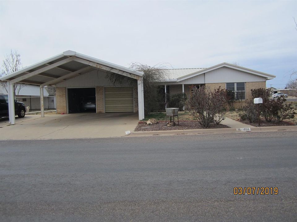 1st image of 202 S Jaycee Ave