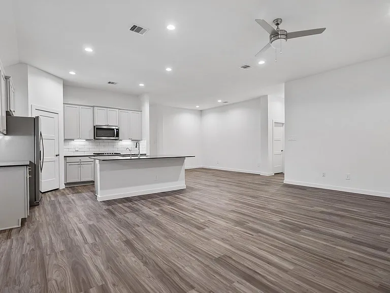 13329 Big Sky Ct — Photo 8