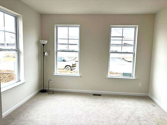 5th image of 3724 Samantha Ln