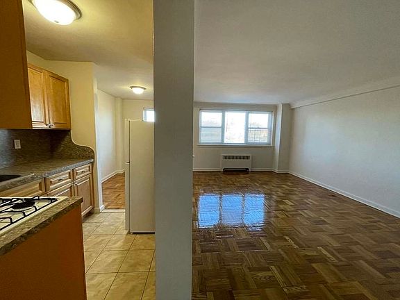 5th image of 166-05 Highland Ave #66